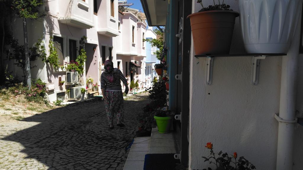 Adali Guest House Bozcaada Exterior foto