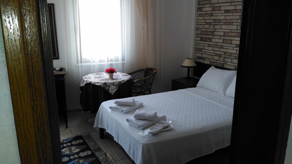 Adali Guest House Bozcaada Exterior foto