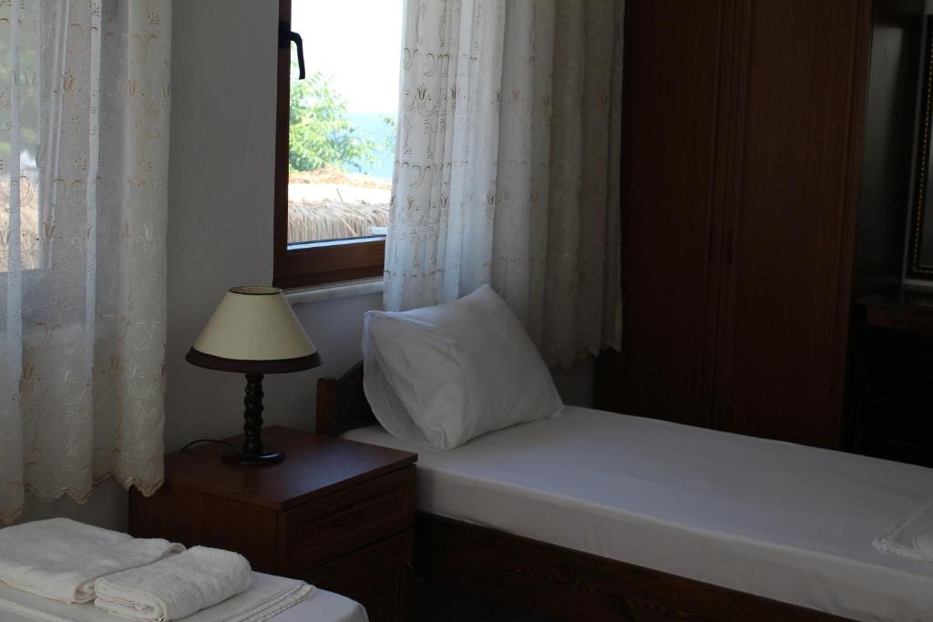 Adali Guest House Bozcaada Quarto foto
